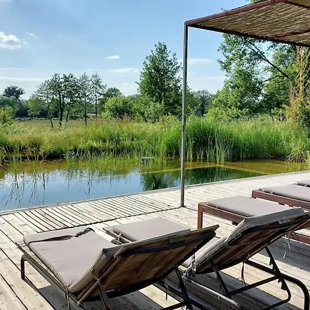 Hébergement de vacances Deconnectez, Respirez Au Domaine De La Beurrerie, 25 Mn Du Puy - Piscine Naturelle Privative - Full Confort Et Calme Absolu, 2 Doubles *